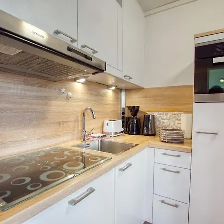 - Haus H, App 0h1110 Apartment *