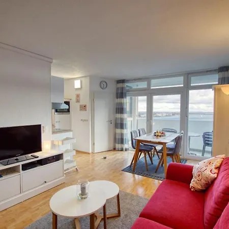 - Haus H, App 0h1110 *