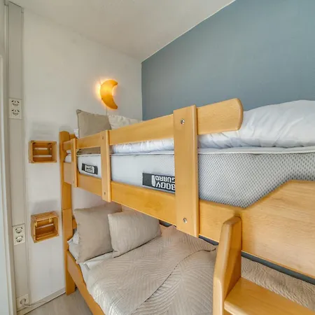 - Haus H, App 0h1110 Lägenhet