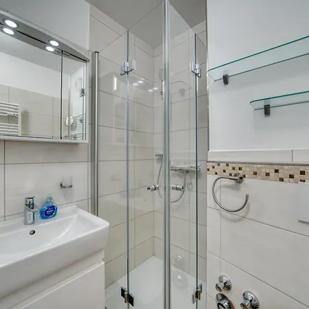 - Haus H, App 0h1110 Heiligenhafen